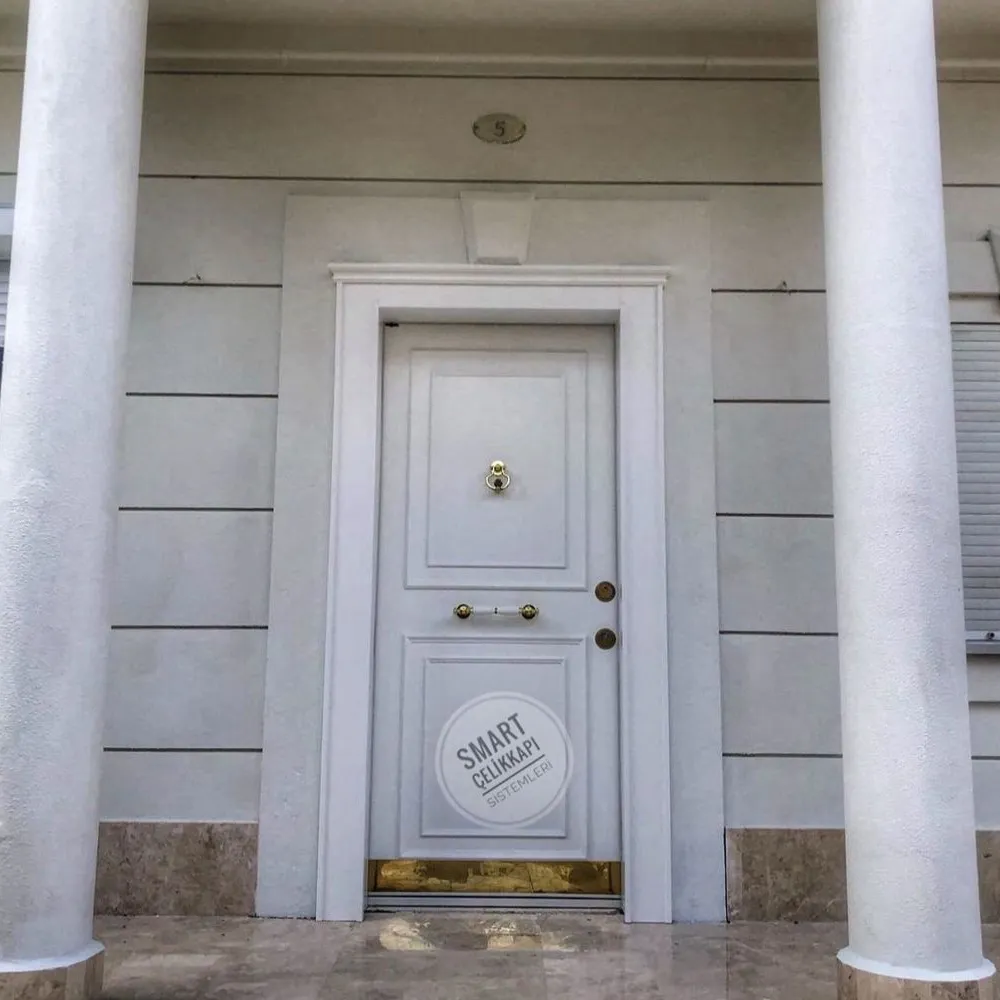 Beyaz Lüx Altın Detay Çelik Kapı Modeli PAD-7