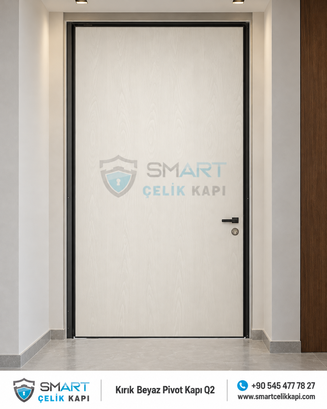 Kirik Beyaz Pivot Kapi Q2